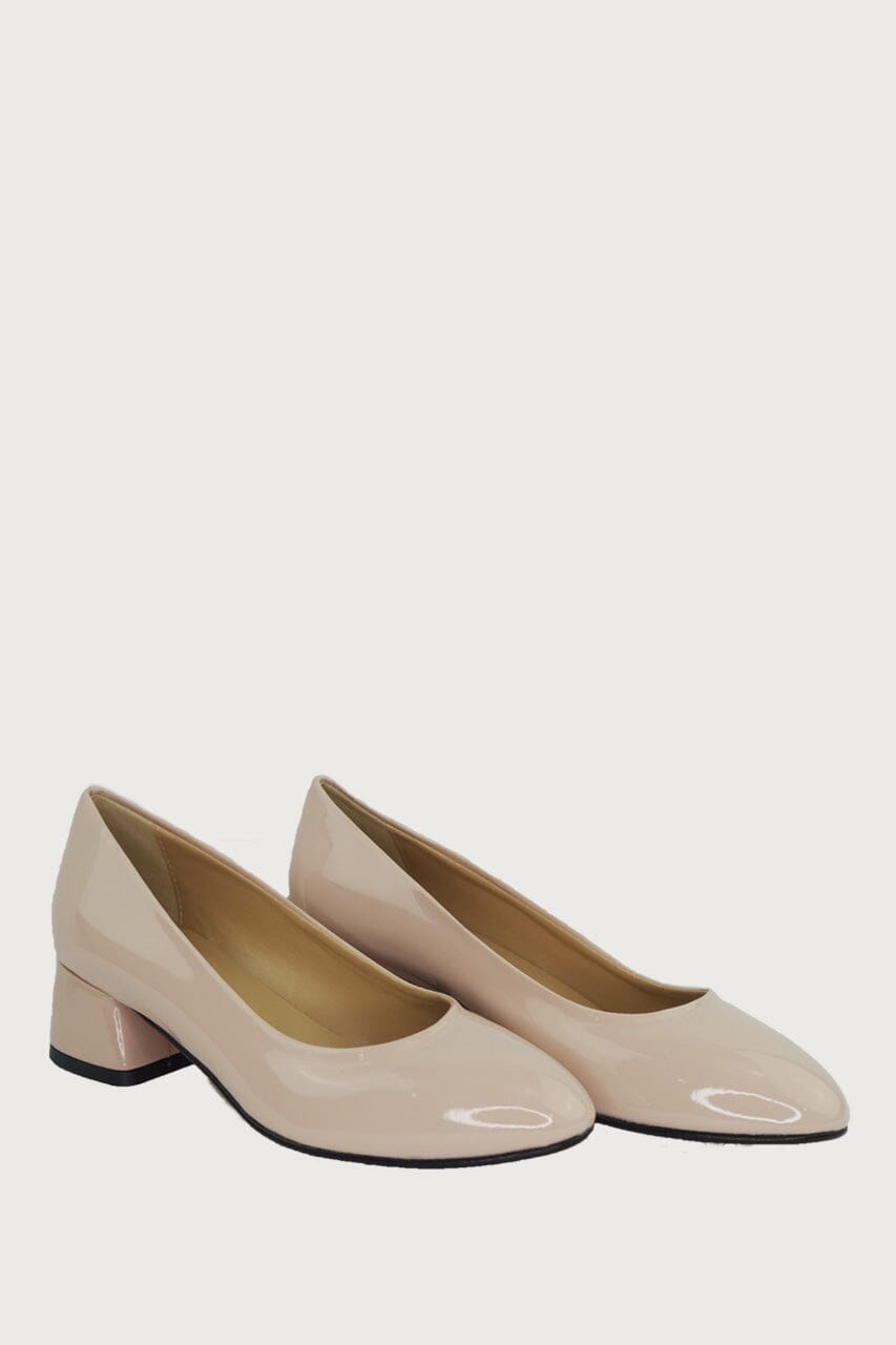 Pretty Nude Patent Heels andreacarrano