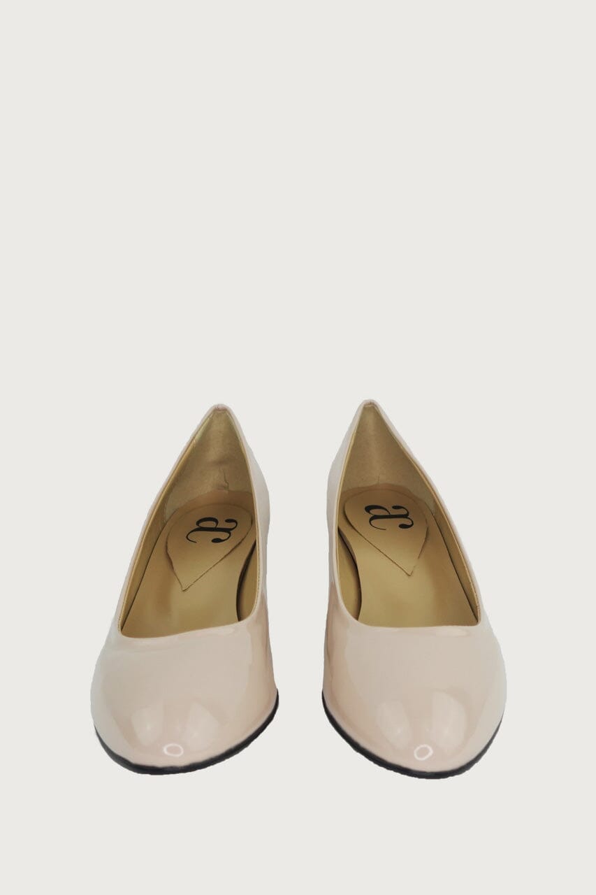 Pretty Nude Patent Heels andreacarrano