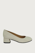 Pretty Off-White Leather Heels andreacarrano 