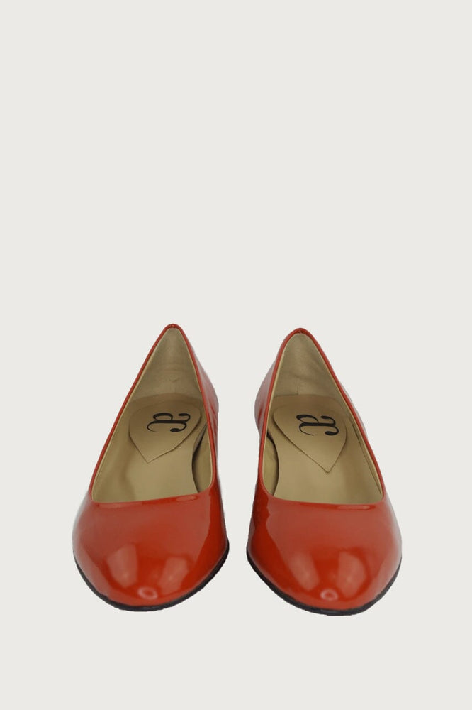 Pretty Orange-Red Patent Heels andreacarrano 