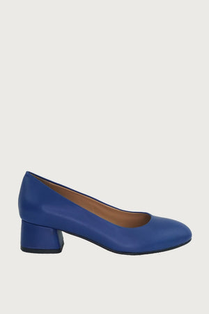 Pretty Royal Blue Leather Heels andreacarrano 
